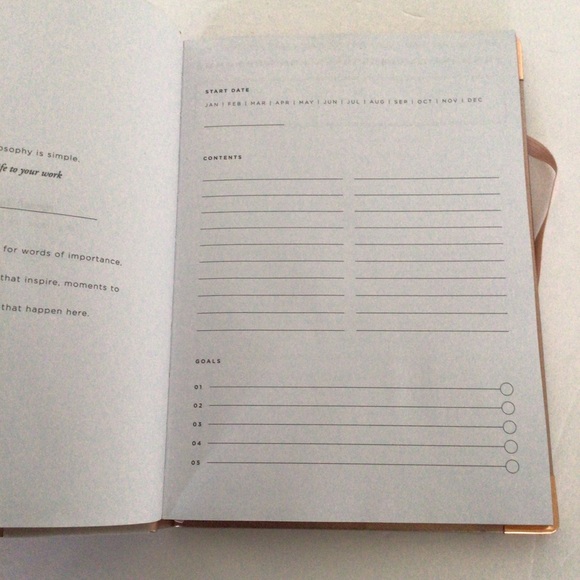 RUSSELL + HAZEL HARD COVER UNDATED JOURNAL PLANNER NWT - Picture 9 of 16